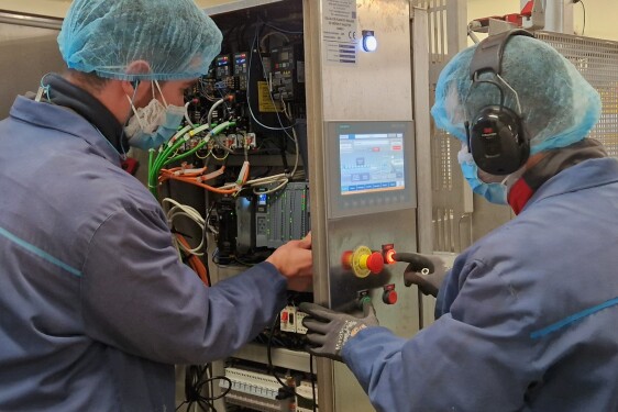 TECHNICIENS DE MAINTENANCE